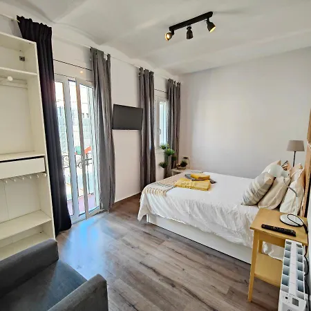 Bright Flat Next To Stadium Y La Fira Apartment *